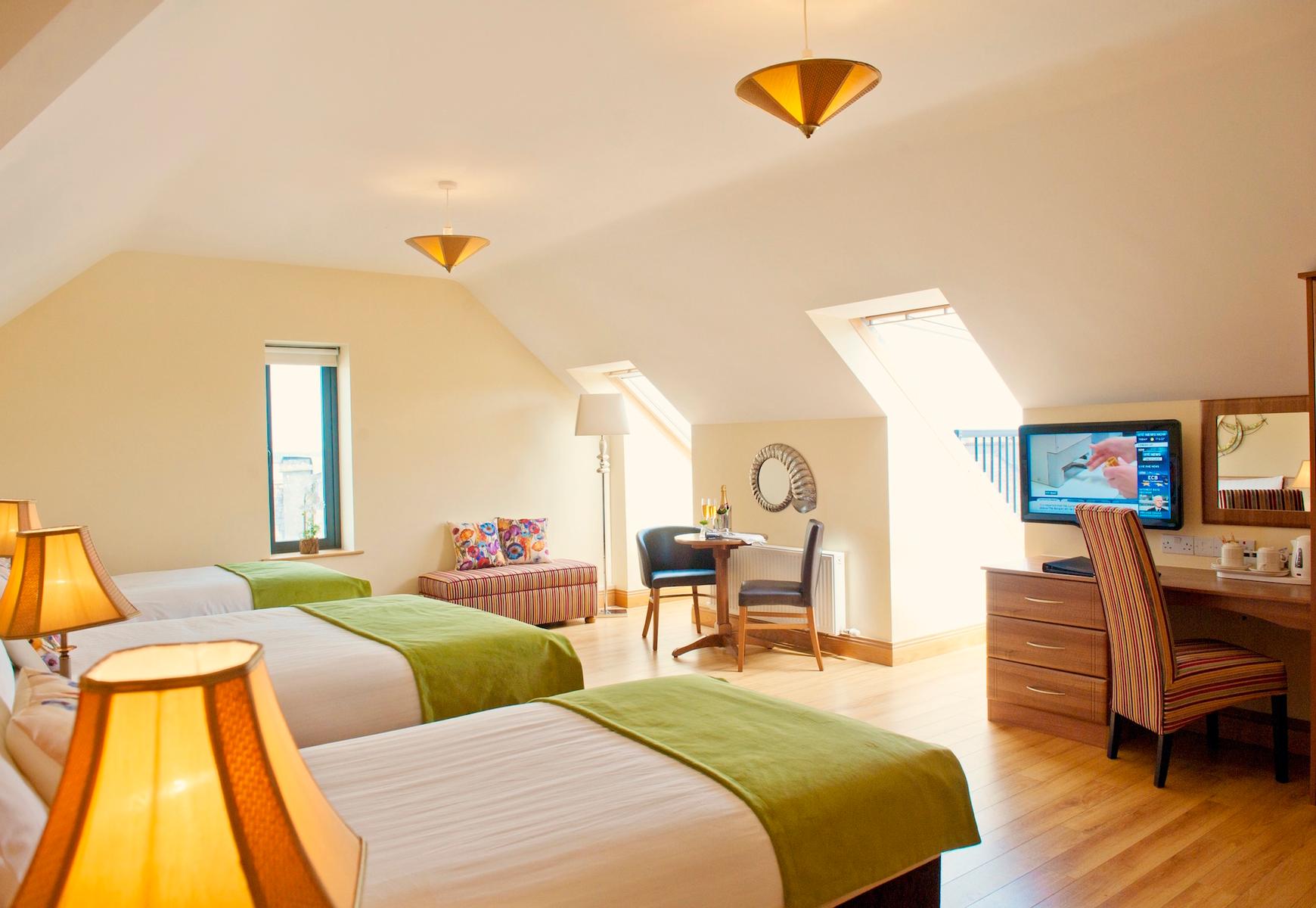Kinvara Guesthouse | Kinvara |  23 ensuite Guest Rooms and 3 Self Catering Cottages